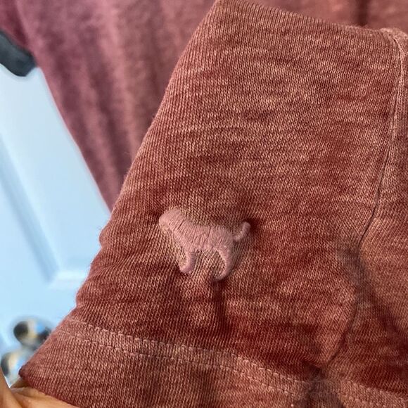 PINK- baseball tee- maroon and grey - Size XS - Picture 5 of 6